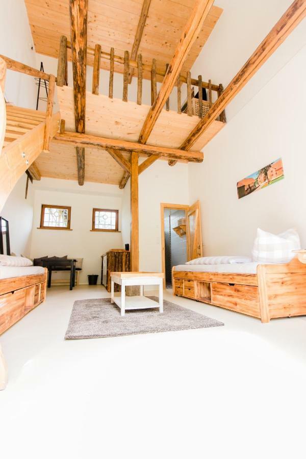 Wilhelmshof Feggendorf Guest House Bagian luar foto