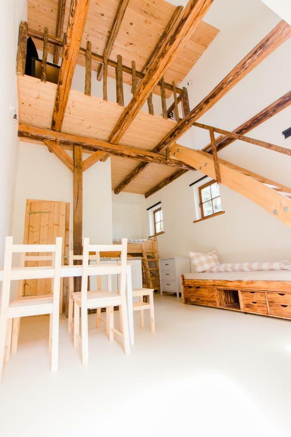 Wilhelmshof Feggendorf Guest House Bagian luar foto